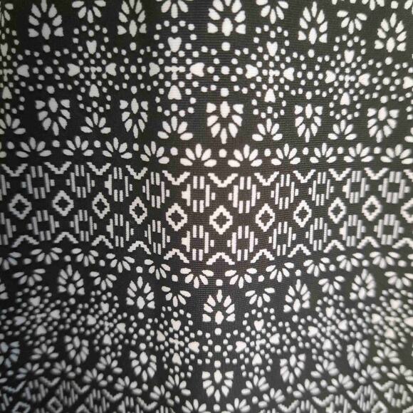 Kona Sol Black White Lace Up Front One Piece Swimsuit - Picture 4 of 12